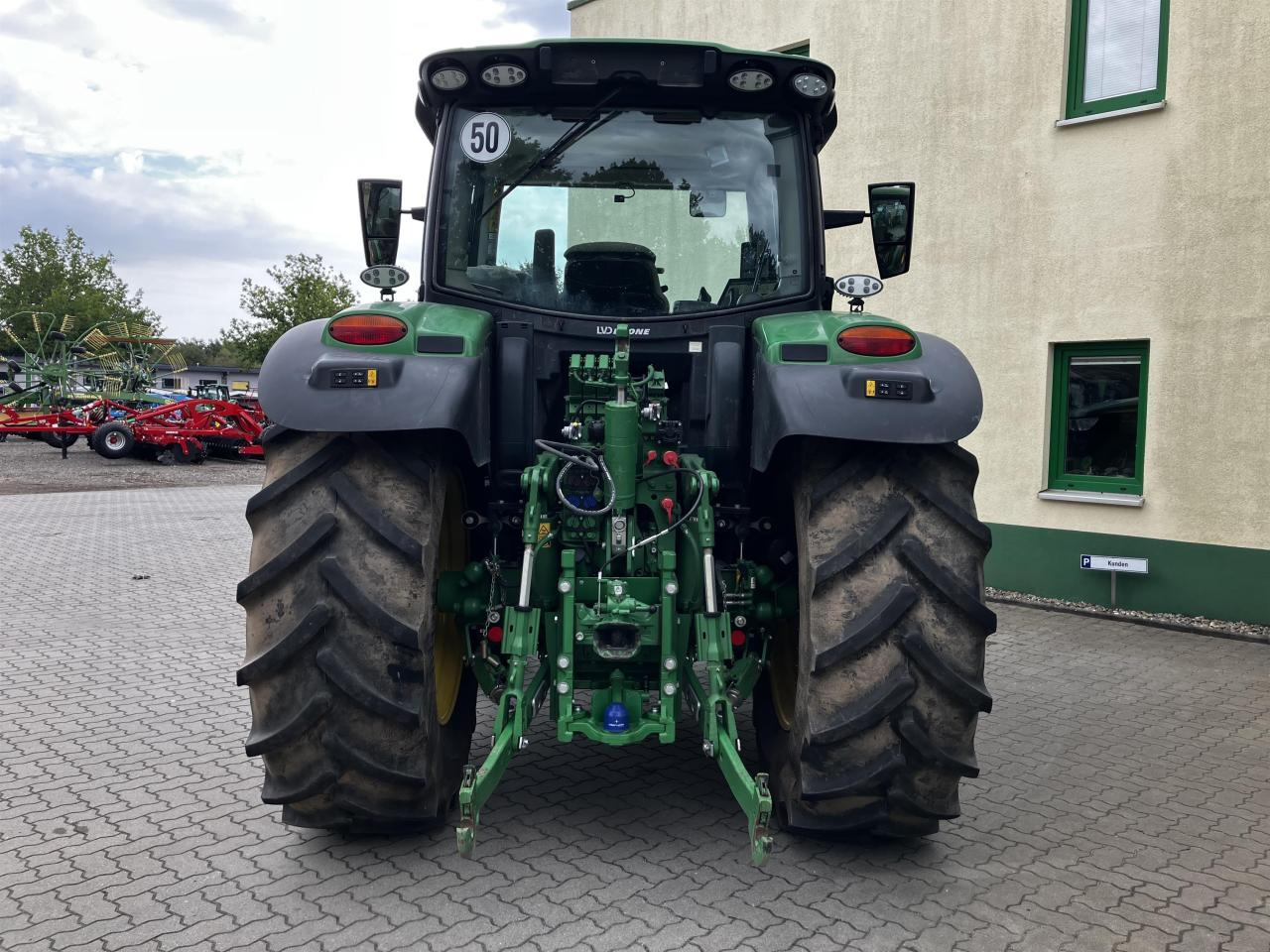 John Deere 6R 130 - Τρακτέρ: φωτογραφία 5 John Deere 6R 130 - Τρακτέρ: φωτογραφία 5