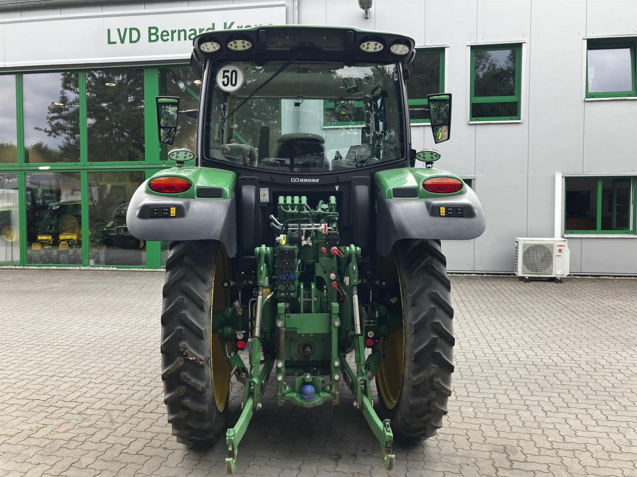 John Deere 6R 130 - Τρακτέρ: φωτογραφία 5 John Deere 6R 130 - Τρακτέρ: φωτογραφία 5