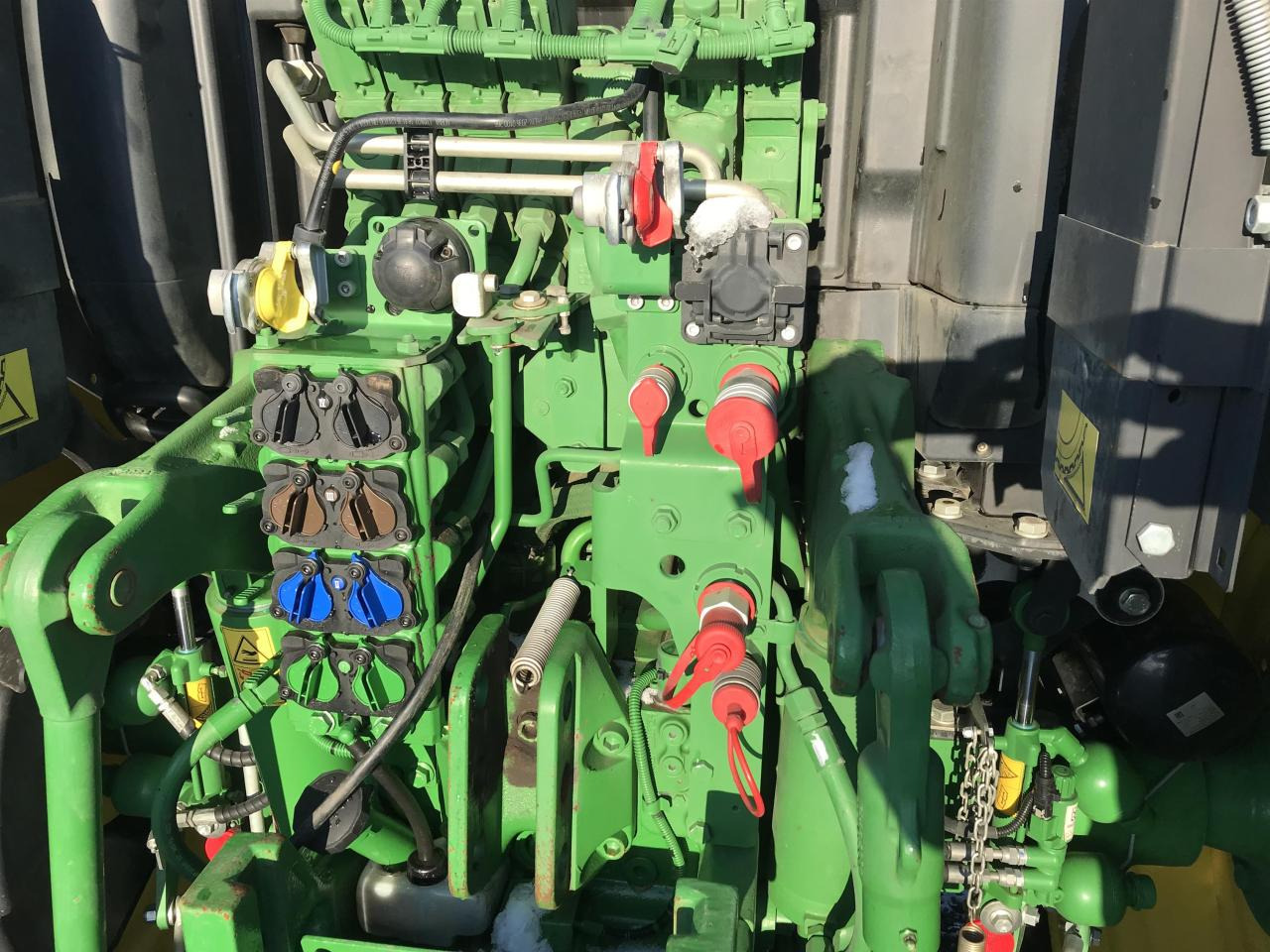 John Deere 6R 140 - Τρακτέρ: φωτογραφία 4 John Deere 6R 140 - Τρακτέρ: φωτογραφία 4