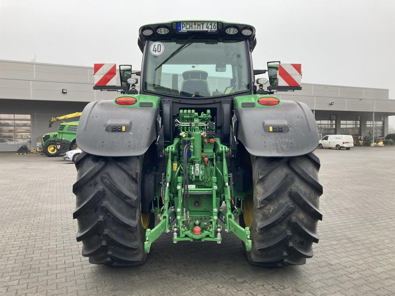 John Deere 6R 215 - Τρακτέρ: φωτογραφία 3 John Deere 6R 215 - Τρακτέρ: φωτογραφία 3