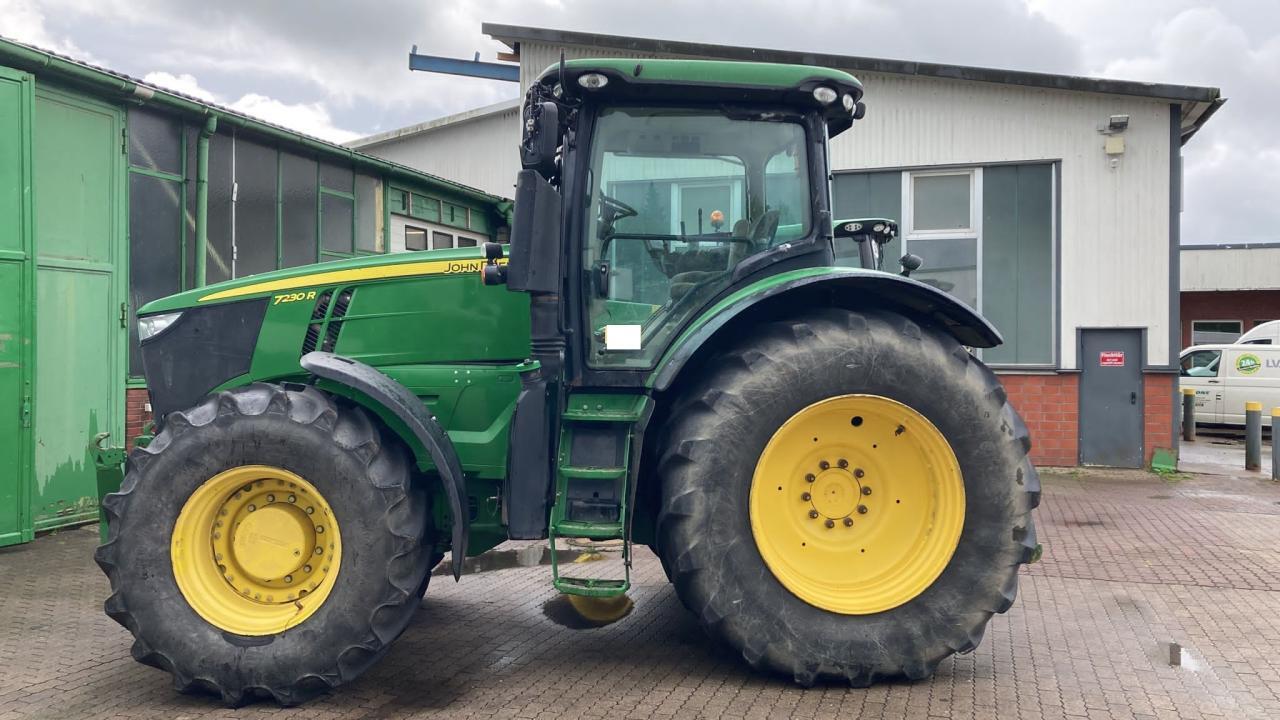 John Deere 7230R - Τρακτέρ: φωτογραφία 1 John Deere 7230R - Τρακτέρ: φωτογραφία 1