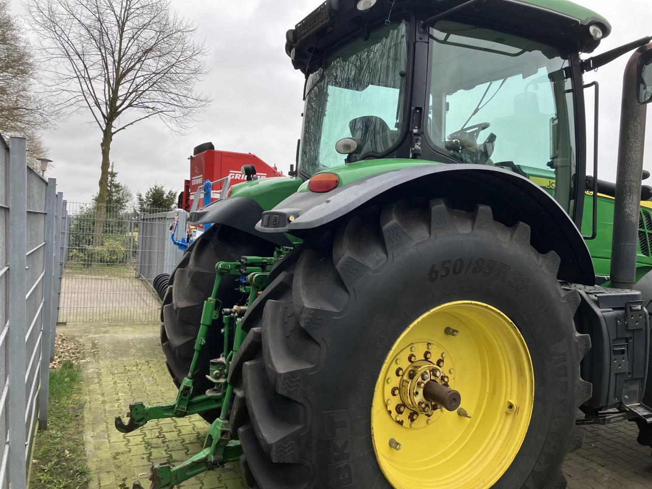 John Deere 7230R - Τρακτέρ: φωτογραφία 4 John Deere 7230R - Τρακτέρ: φωτογραφία 4