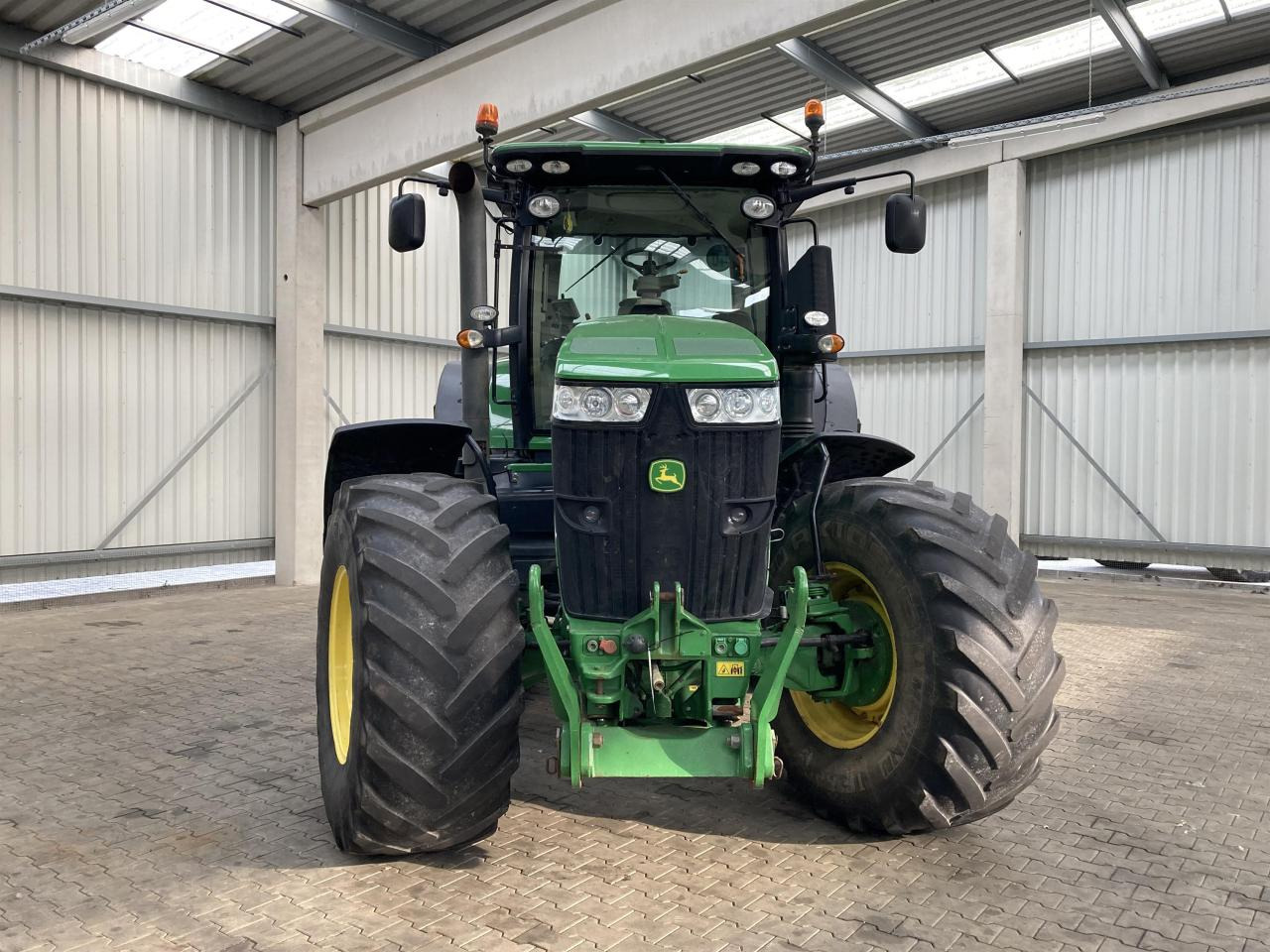 John Deere 7260R - Τρακτέρ: φωτογραφία 3 John Deere 7260R - Τρακτέρ: φωτογραφία 3