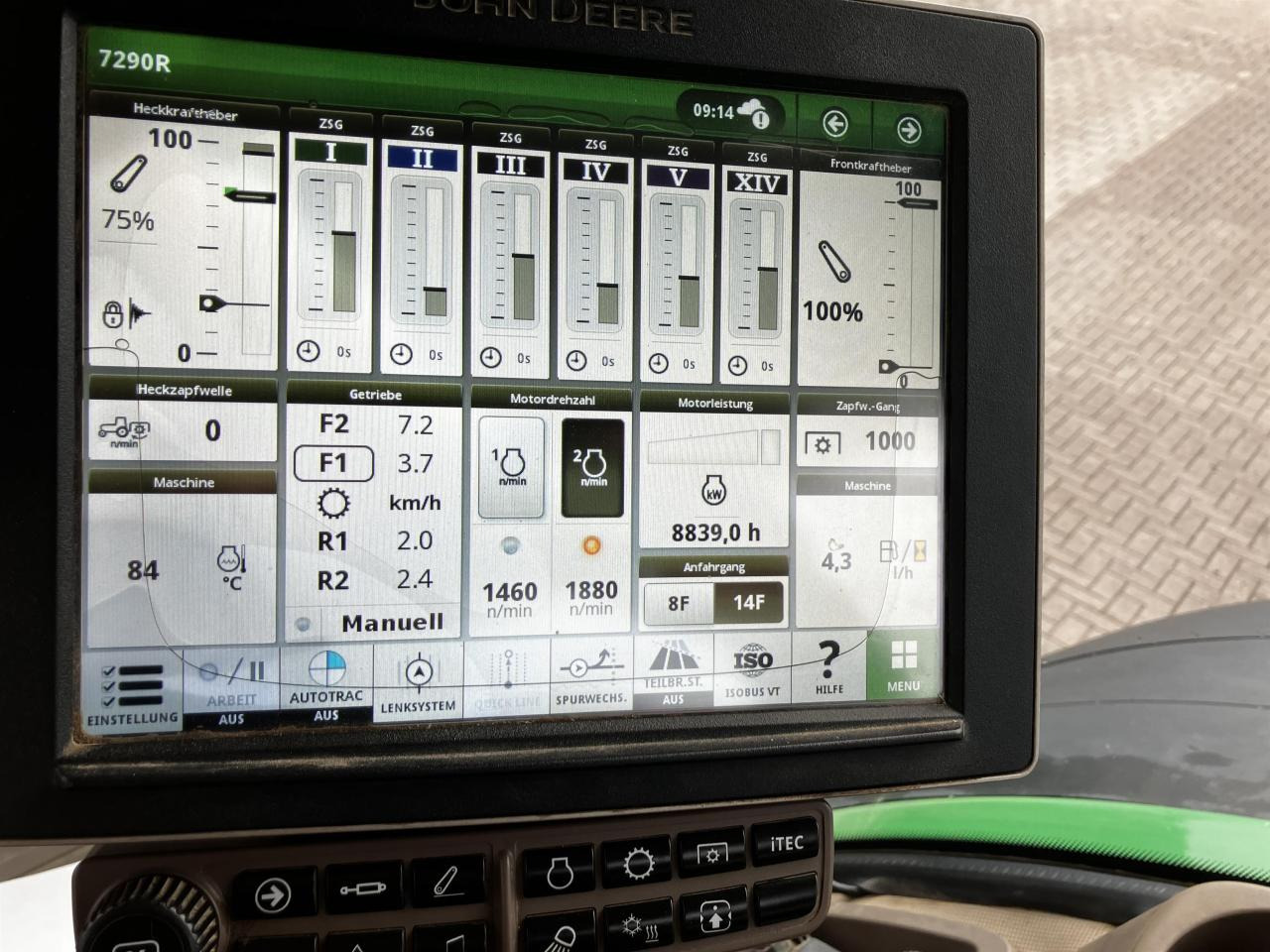 Τρακτέρ John Deere 7290R: φωτογραφία 9 Τρακτέρ John Deere 7290R: φωτογραφία 9