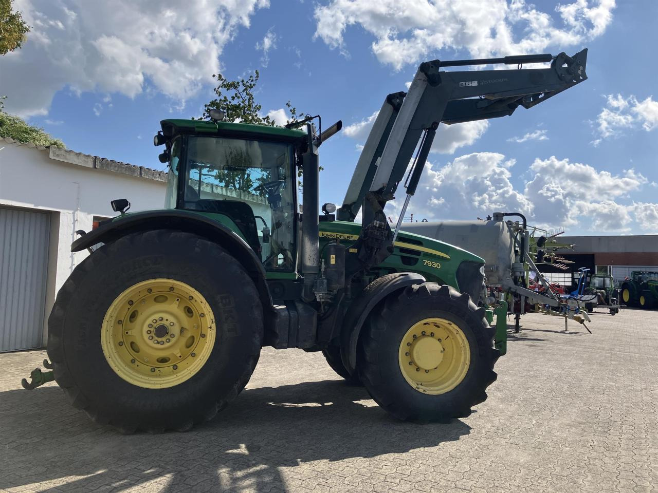 John Deere 7930 - Τρακτέρ: φωτογραφία 4 John Deere 7930 - Τρακτέρ: φωτογραφία 4