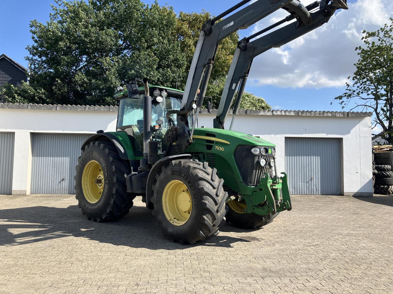 John Deere 7930 - Τρακτέρ: φωτογραφία 2 John Deere 7930 - Τρακτέρ: φωτογραφία 2