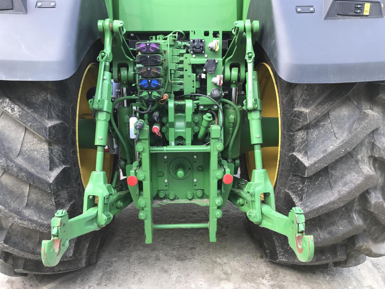 John Deere 7R 310 - Τρακτέρ: φωτογραφία 5 John Deere 7R 310 - Τρακτέρ: φωτογραφία 5