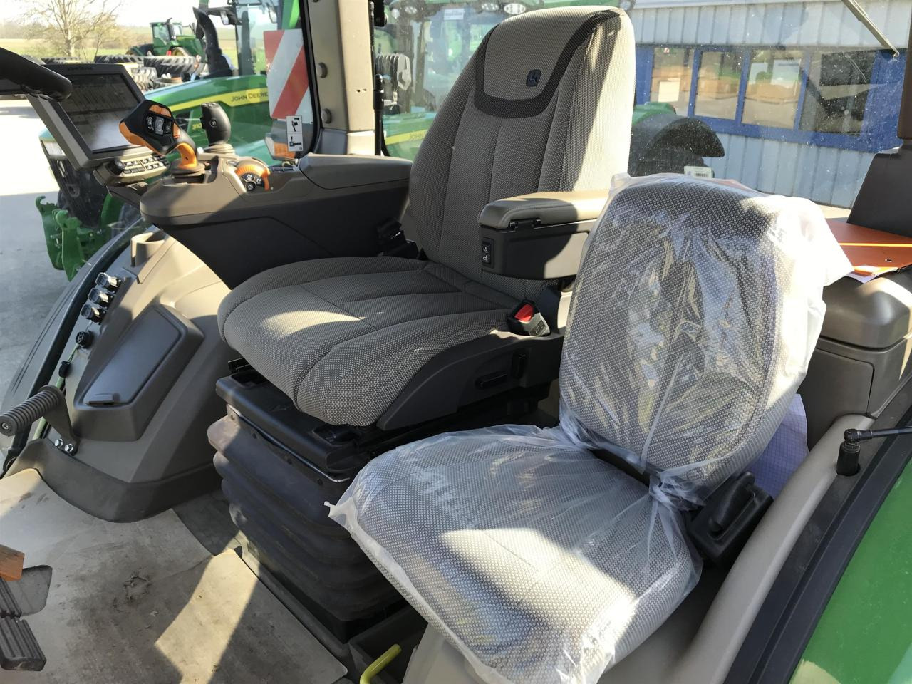 Μίσθωση John Deere 7R 310 John Deere 7R 310: φωτογραφία 6
