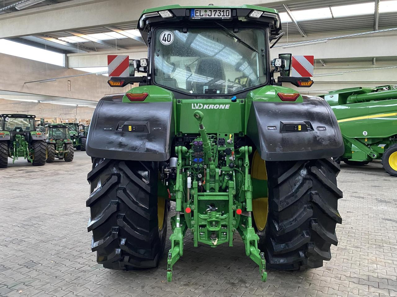 John Deere 7R 310 - Τρακτέρ: φωτογραφία 5 John Deere 7R 310 - Τρακτέρ: φωτογραφία 5