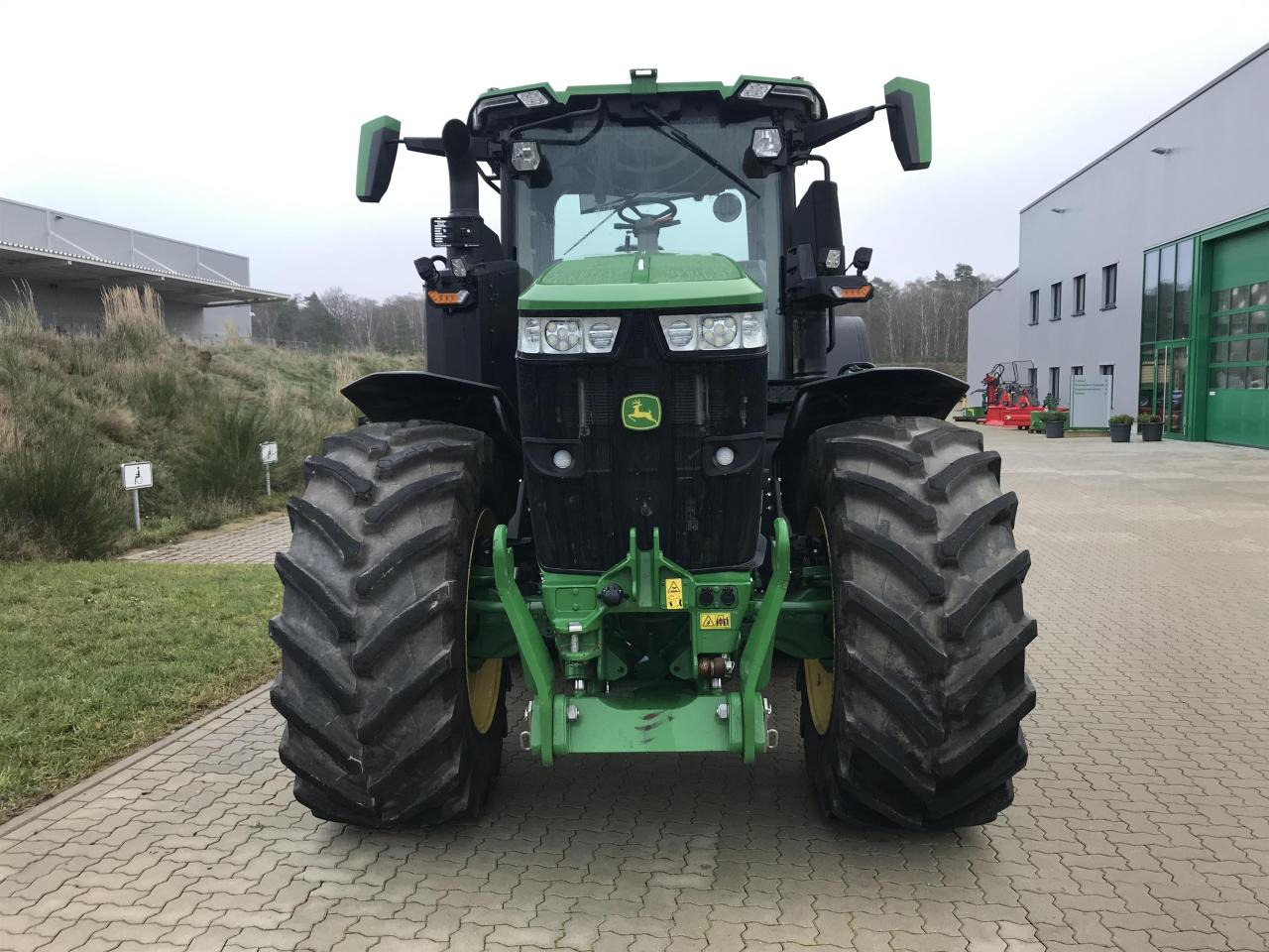 John Deere 7R 330 - Τρακτέρ: φωτογραφία 3 John Deere 7R 330 - Τρακτέρ: φωτογραφία 3