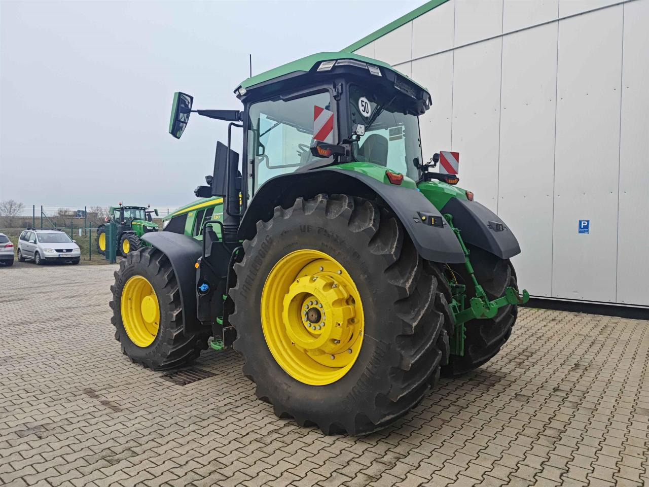 John Deere 7R 330 - Τρακτέρ: φωτογραφία 5 John Deere 7R 330 - Τρακτέρ: φωτογραφία 5