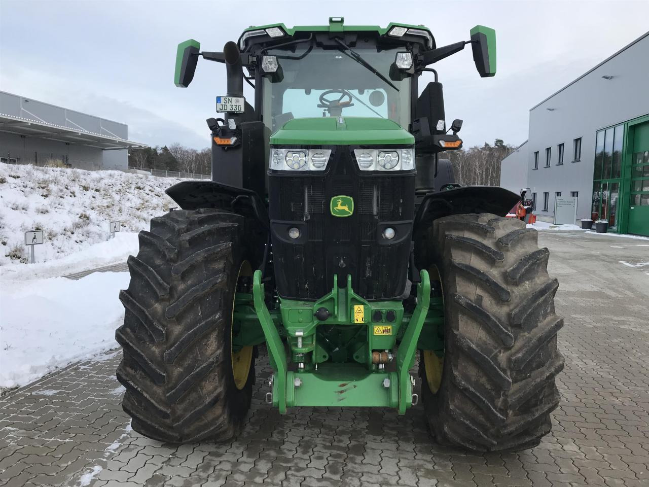 John Deere 7R 330 - Τρακτέρ: φωτογραφία 3 John Deere 7R 330 - Τρακτέρ: φωτογραφία 3
