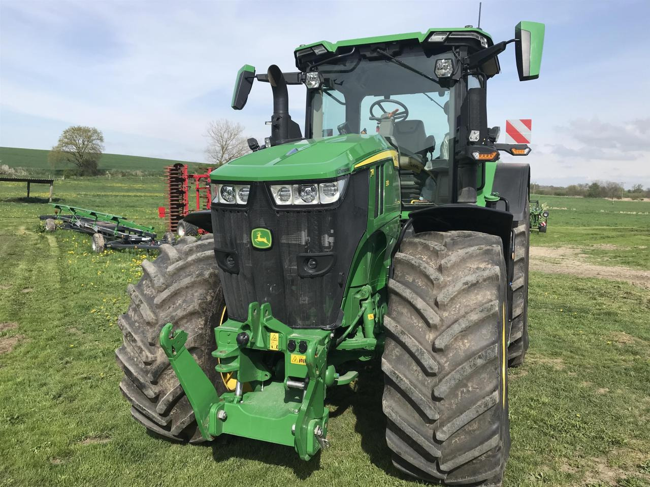 John Deere 7R 350 - Τρακτέρ: φωτογραφία 3 John Deere 7R 350 - Τρακτέρ: φωτογραφία 3