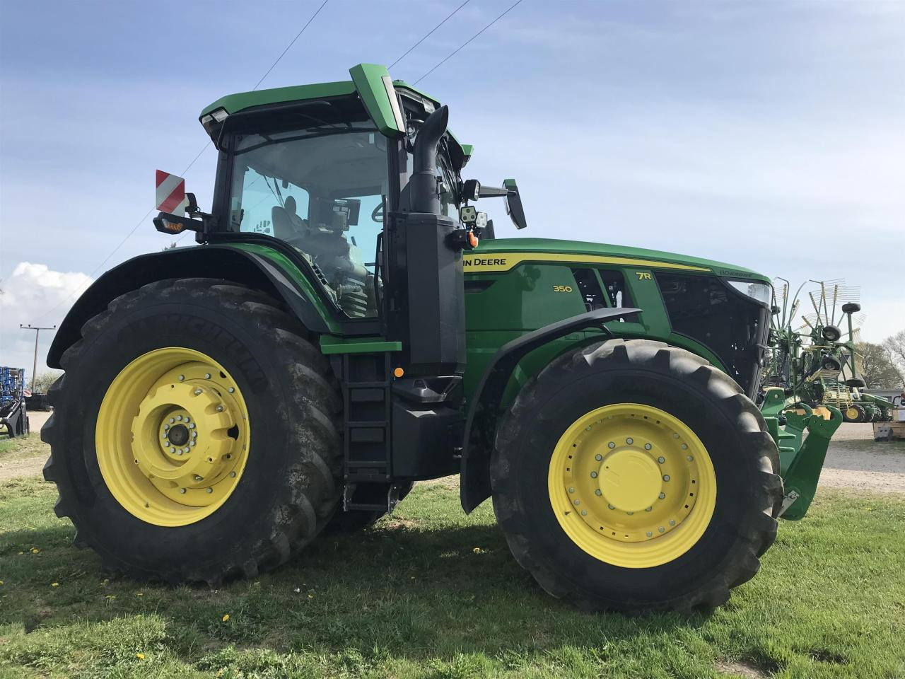 John Deere 7R 350 - Τρακτέρ: φωτογραφία 2 John Deere 7R 350 - Τρακτέρ: φωτογραφία 2