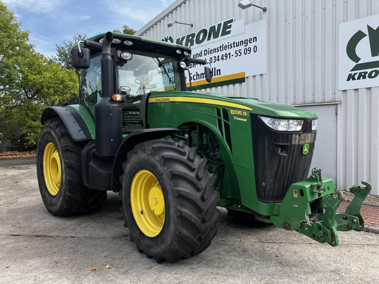 John Deere 8335R - Τρακτέρ: φωτογραφία 1 John Deere 8335R - Τρακτέρ: φωτογραφία 1
