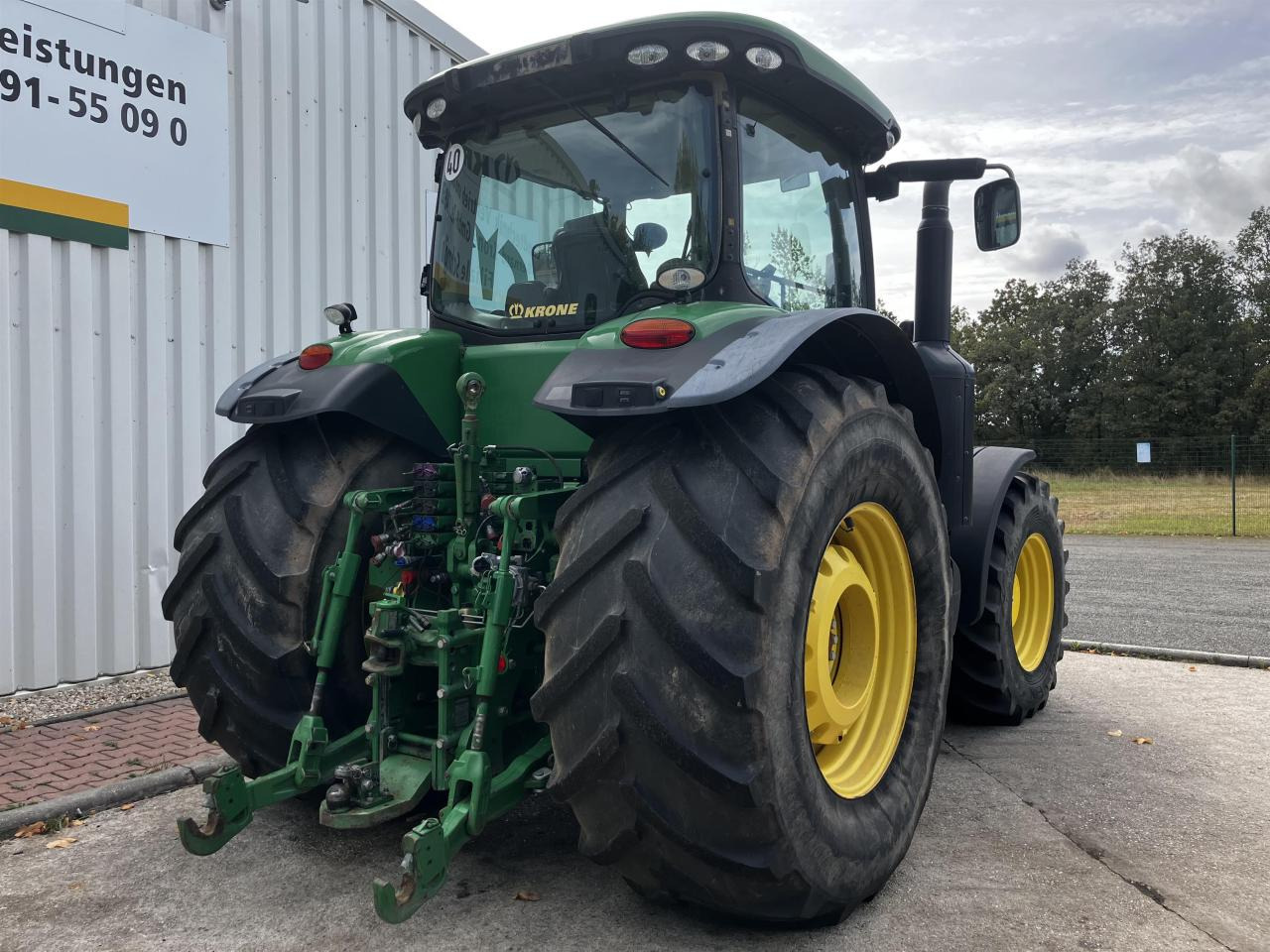 John Deere 8335R - Τρακτέρ: φωτογραφία 5 John Deere 8335R - Τρακτέρ: φωτογραφία 5