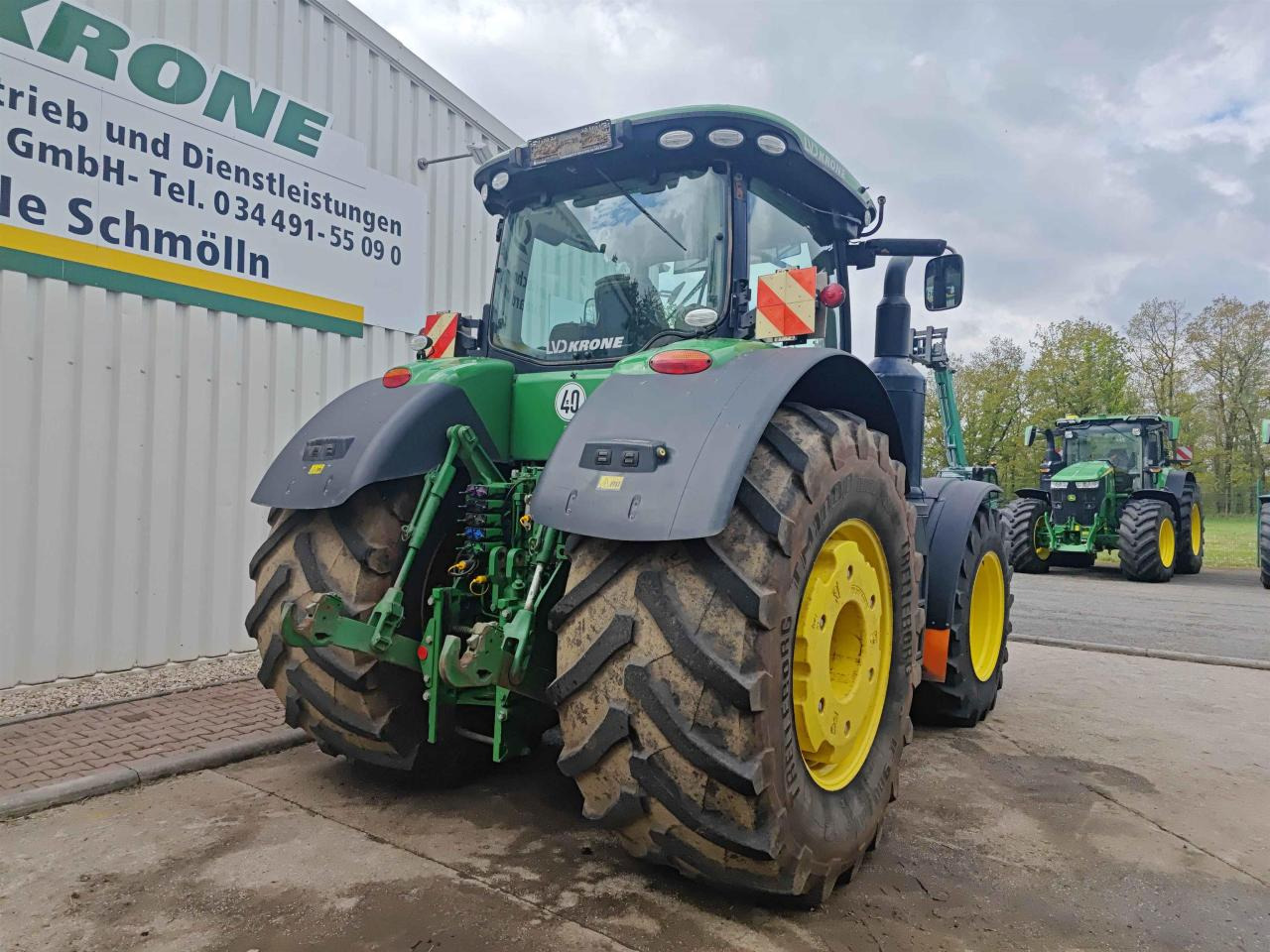 John Deere 8400R - Τρακτέρ: φωτογραφία 4 John Deere 8400R - Τρακτέρ: φωτογραφία 4