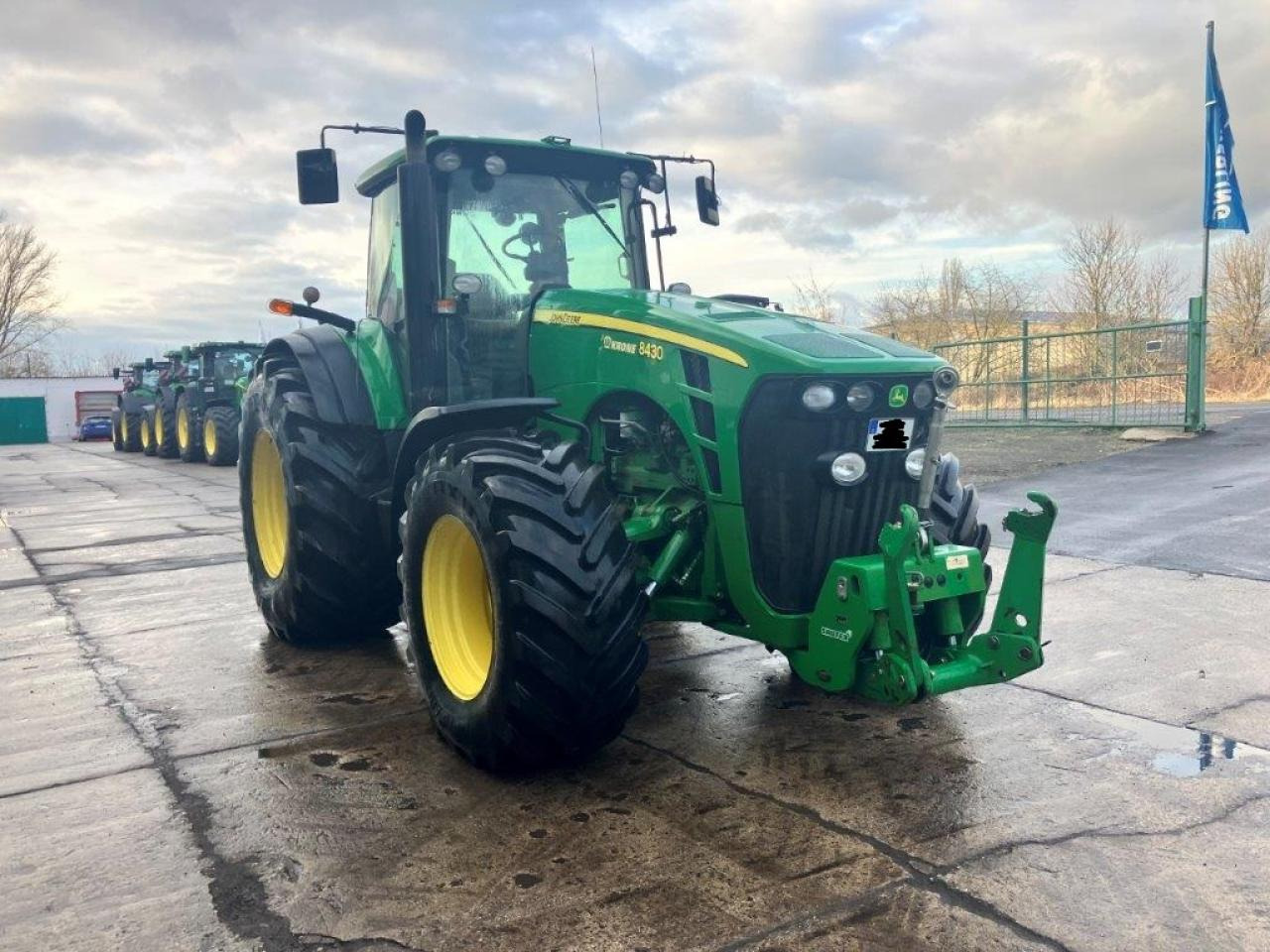 John Deere 8430 - Τρακτέρ: φωτογραφία 3 John Deere 8430 - Τρακτέρ: φωτογραφία 3
