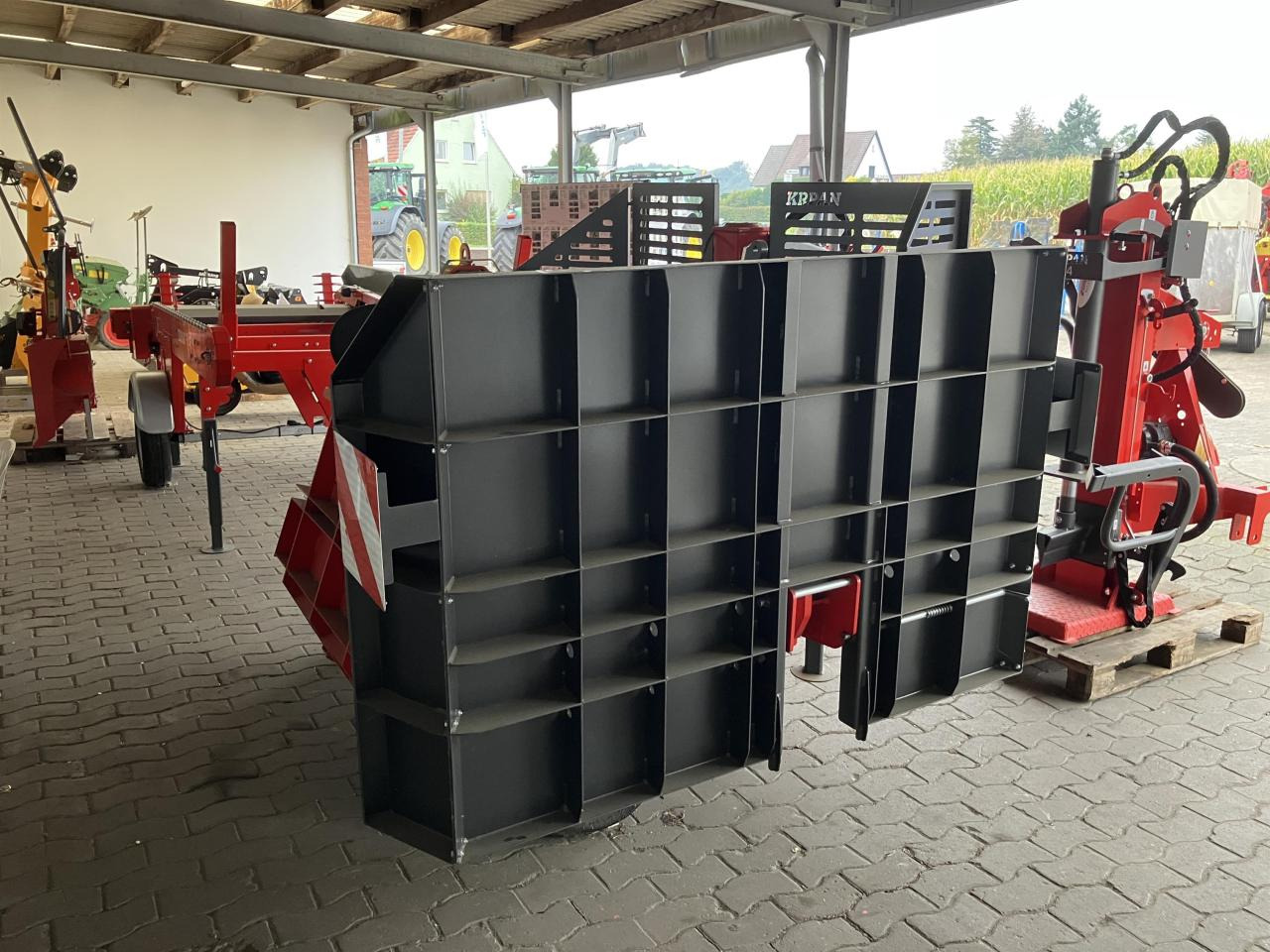 KRPAN CH 32 K - Πριονιστήριο: φωτογραφία 5 KRPAN CH 32 K - Πριονιστήριο: φωτογραφία 5