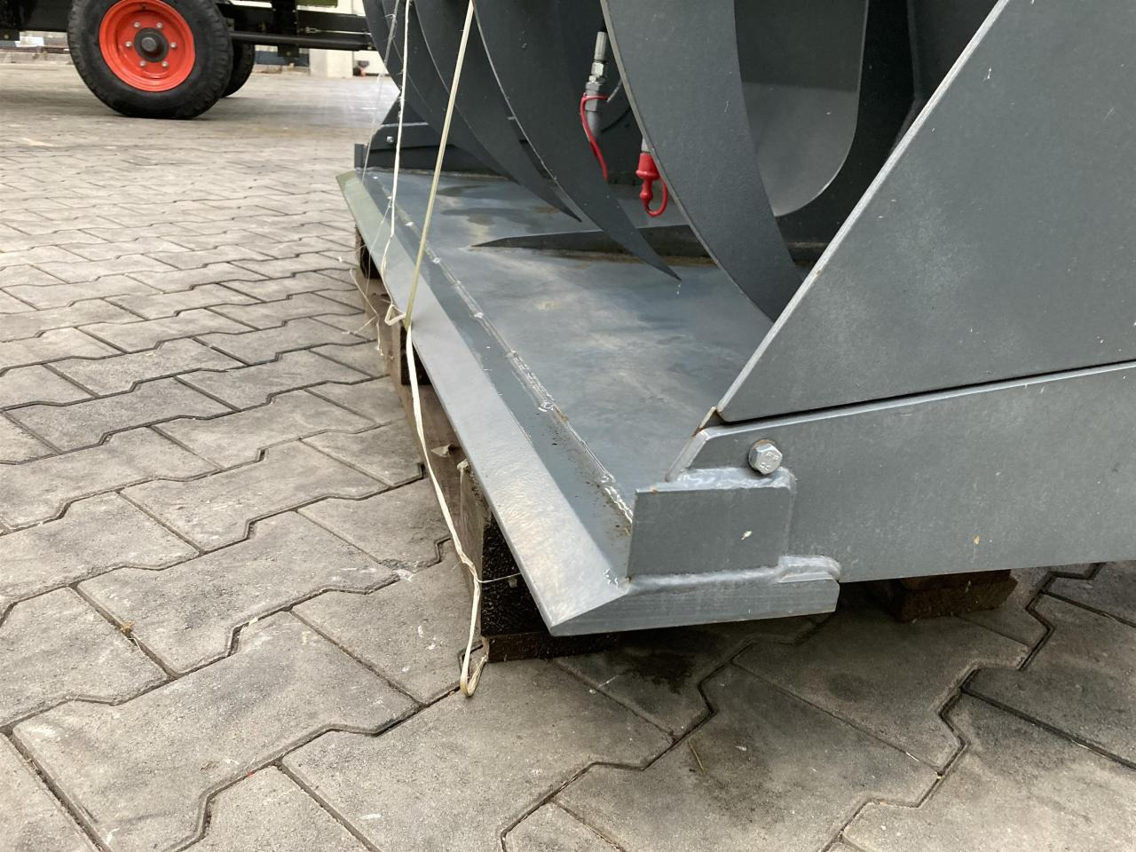 Kramer 1600 mm Silagebeißschaufel - Φορτωτησ για τρακτερ: φωτογραφία 3 Kramer 1600 mm Silagebeißschaufel - Φορτωτησ για τρακτερ: φωτογραφία 3