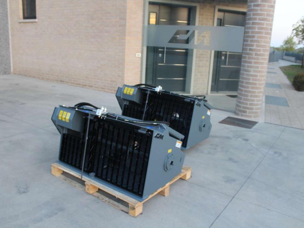 CM Crusher MIX 250 Mixing Bucket - Κουβάς για Φορτωτής πλάγιας ολίσθησης: φωτογραφία 1 CM Crusher MIX 250 Mixing Bucket - Κουβάς για Φορτωτής πλάγιας ολίσθησης: φωτογραφία 1