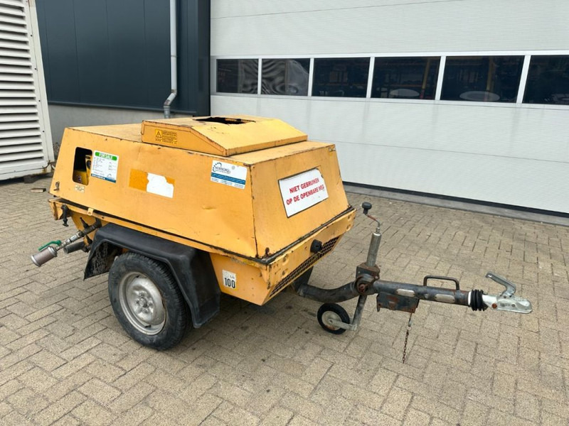Atlas-Copco ATCA 2000 Deutz F2L 1011 Mobiele Diesel Schroefcompressor 18.5 kW 7 Bar - Αεροσυμπιεστής: φωτογραφία 4 Atlas-Copco ATCA 2000 Deutz F2L 1011 Mobiele Diesel Schroefcompressor 18.5 kW 7 Bar - Αεροσυμπιεστής: φωτογραφία 4