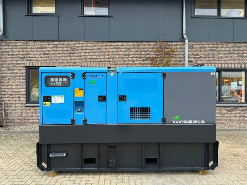 Atlas-Copco QAS 150 Volvo Leroy Somer 165 kVA Silent Rental generatorset XXL tank - Βιομηχανική γεννήτρια: φωτογραφία 4 Atlas-Copco QAS 150 Volvo Leroy Somer 165 kVA Silent Rental generatorset XXL tank - Βιομηχανική γεννήτρια: φωτογραφία 4