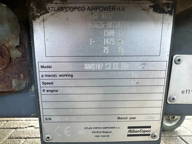 Atlas-Copco XAHS 107 C3 EC80X Deutz 6.3 m3 / min 58 kW 12 BWar Mobiele Diesel Compressor Aanhanger - Αεροσυμπιεστής: φωτογραφία 3 Atlas-Copco XAHS 107 C3 EC80X Deutz 6.3 m3 / min 58 kW 12 BWar Mobiele Diesel Compressor Aanhanger - Αεροσυμπιεστής: φωτογραφία 3