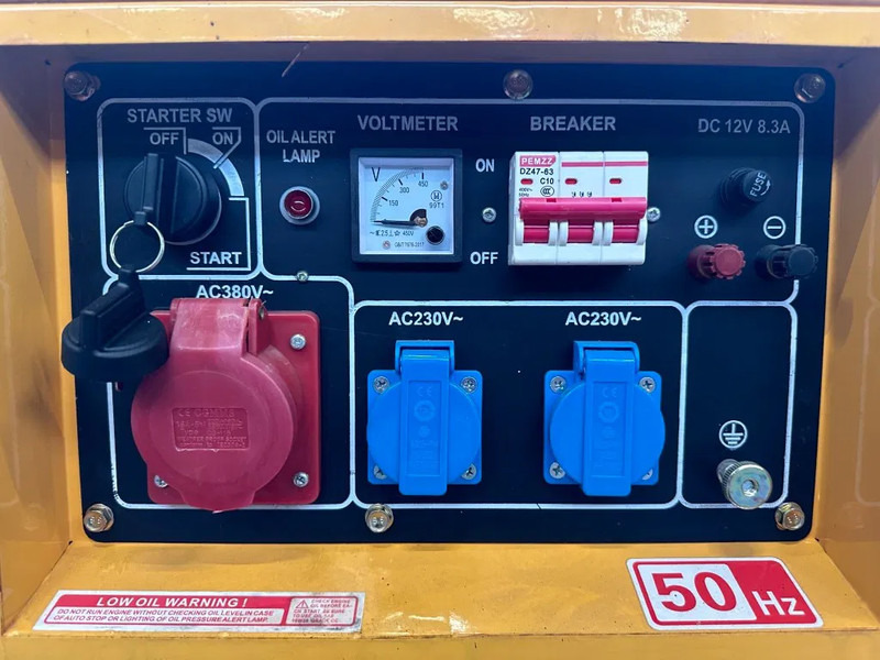 Diesel Diesel Generator UK-9500 5.5 kW 230 en 400 Volt Silent Diesel generator New ! - Βιομηχανική γεννήτρια: φωτογραφία 3 Diesel Diesel Generator UK-9500 5.5 kW 230 en 400 Volt Silent Diesel generator New ! - Βιομηχανική γεννήτρια: φωτογραφία 3