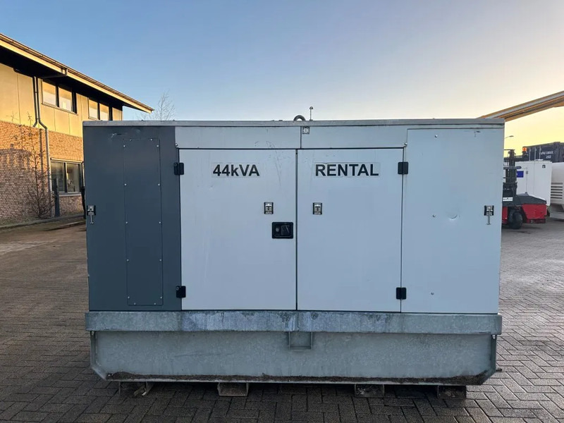 Βιομηχανική γεννήτρια Europower EPUS44TDE Kubota Leroy Somer 44 kVA Supersilent Rental generatorset: φωτογραφία 13