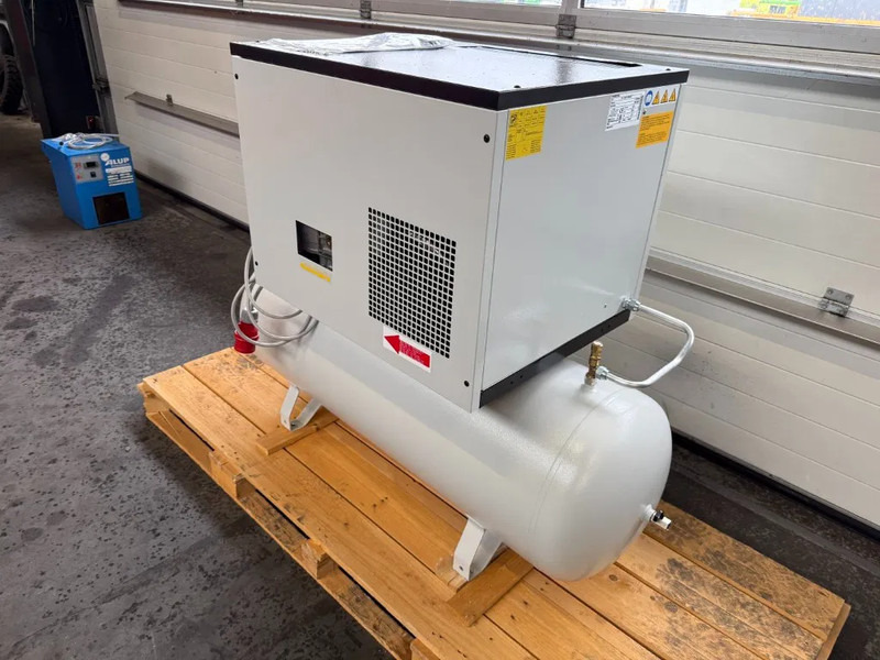 Fiac LS 8 - 200 Elektrische Schroefcompressor 6 kW 736 L / min 10 Bar New ! Overstock ! - Αεροσυμπιεστής: φωτογραφία 5 Fiac LS 8 - 200 Elektrische Schroefcompressor 6 kW 736 L / min 10 Bar New ! Overstock ! - Αεροσυμπιεστής: φωτογραφία 5