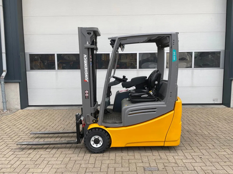 Jungheinrich EFG 216K 1.6 ton Triplex Freelift Sideshift Elektra Heftruck Accu 2020 - Περονοφόρο όχημα: φωτογραφία 4 Jungheinrich EFG 216K 1.6 ton Triplex Freelift Sideshift Elektra Heftruck Accu 2020 - Περονοφόρο όχημα: φωτογραφία 4