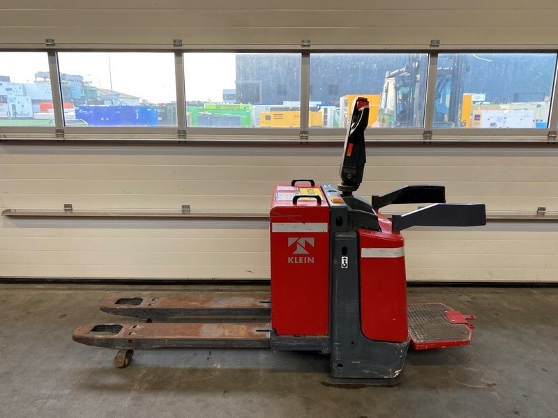 Jungheinrich ERE 20 2 ton Elektrische Pallet truck meerijder - Παλετοφόρο: φωτογραφία 1 Jungheinrich ERE 20 2 ton Elektrische Pallet truck meerijder - Παλετοφόρο: φωτογραφία 1
