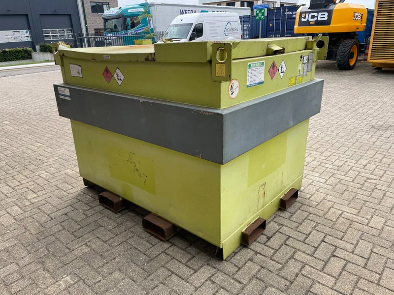 Kiwa IBC Steenbergen 2000 liter Dieseltank met Handpomp Milieutank - Δεξαμενή αποθήκευσης: φωτογραφία 4 Kiwa IBC Steenbergen 2000 liter Dieseltank met Handpomp Milieutank - Δεξαμενή αποθήκευσης: φωτογραφία 4