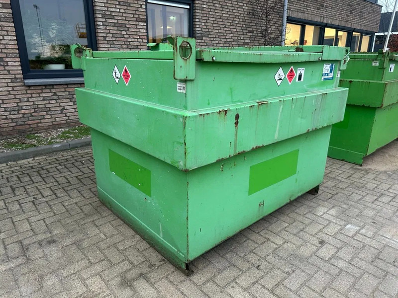 Kiwa IBC Steenbergen 2000 liter Dieseltank met handpomp Milieutank - Δεξαμενή αποθήκευσης: φωτογραφία 2 Kiwa IBC Steenbergen 2000 liter Dieseltank met handpomp Milieutank - Δεξαμενή αποθήκευσης: φωτογραφία 2