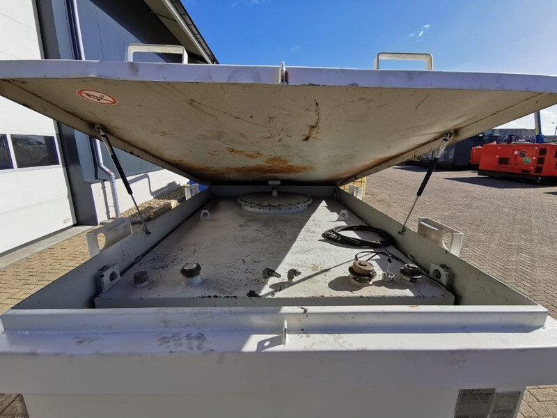 Δεξαμενή αποθήκευσης Kiwa IBC Steenbergen 3000 liter diesel tank met keuring !: φωτογραφία 8