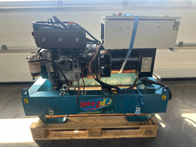 Βιομηχανική γεννήτρια Lombardini 9LD 561-2 Mecc Alte Spa 16 kVA generatorset: φωτογραφία 6