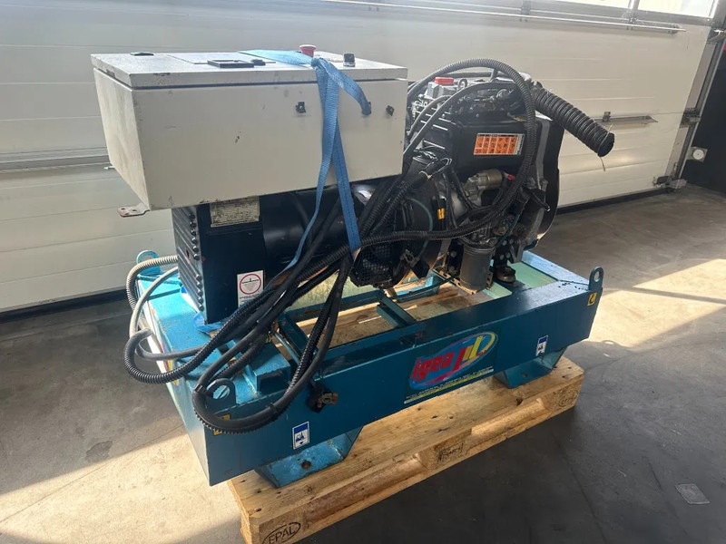 Βιομηχανική γεννήτρια Lombardini 9LD 561-2 Mecc Alte Spa 16 kVA generatorset: φωτογραφία 10