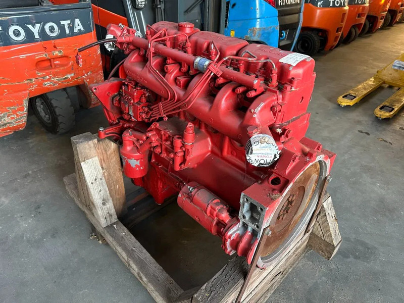 MAN D 0226 M 66 kW / 90 PK 6 cilinder diesel engine parts - Κινητήρας για Ανυψωτικό μηχάνημα: φωτογραφία 4 MAN D 0226 M 66 kW / 90 PK 6 cilinder diesel engine parts - Κινητήρας για Ανυψωτικό μηχάνημα: φωτογραφία 4