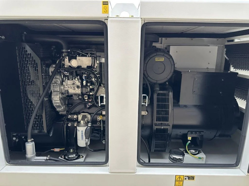 Perkins 1104C-44TAG2 Leroy Somer 110 kVA Silent generatorset - Βιομηχανική γεννήτρια: φωτογραφία 3 Perkins 1104C-44TAG2 Leroy Somer 110 kVA Silent generatorset - Βιομηχανική γεννήτρια: φωτογραφία 3