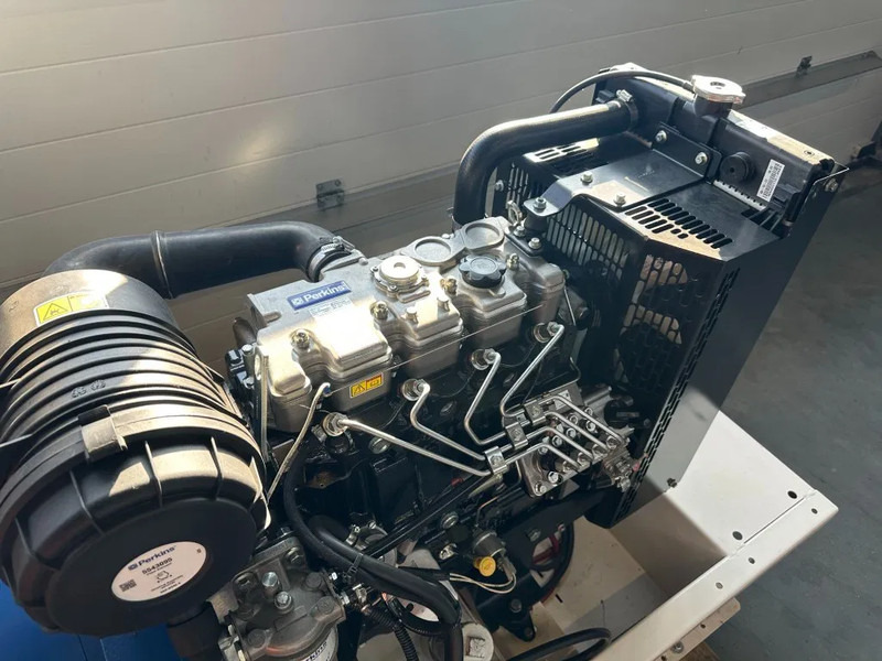 Νέα Βιομηχανική γεννήτρια Perkins FG Wilson 23 kVA generatorset New !: φωτογραφία 7