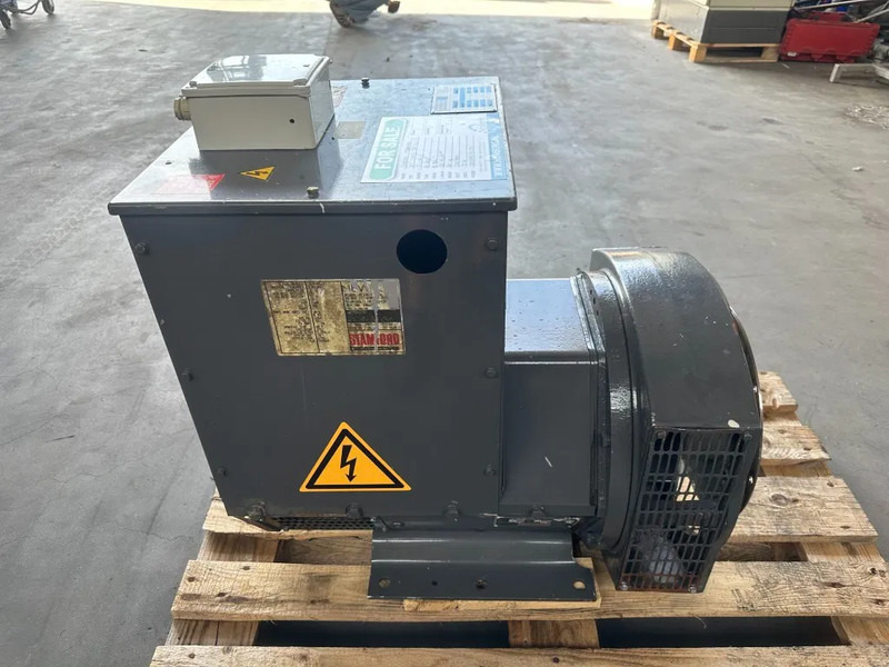 Stamford UC.I224F2 Generatordeel 65 kVA Alternator as New ! - Βιομηχανική γεννήτρια: φωτογραφία 1 Stamford UC.I224F2 Generatordeel 65 kVA Alternator as New ! - Βιομηχανική γεννήτρια: φωτογραφία 1