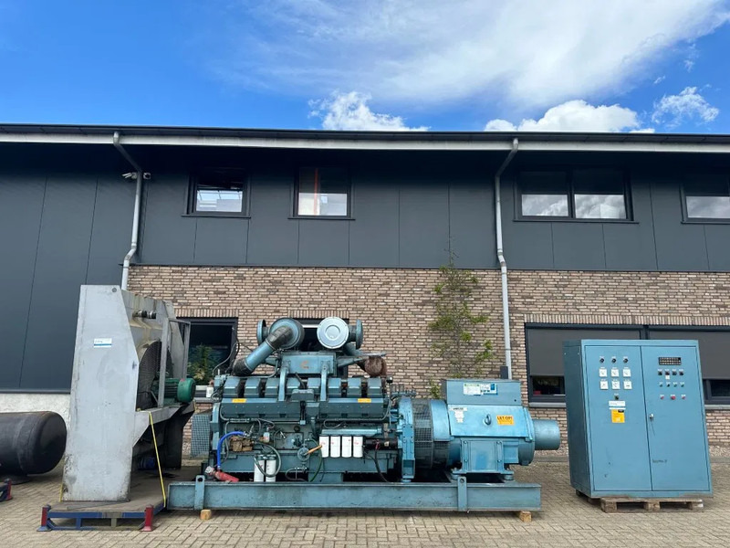 Βιομηχανική γεννήτρια UNELEC 800 kVA generatordeel Alternator Unelec Ex Emergency Dubbel gelagerd Double Bearing: φωτογραφία 11