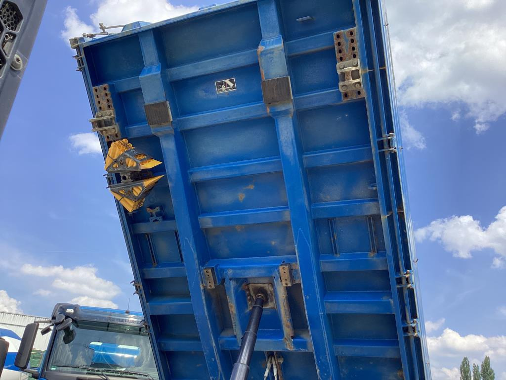 Φορτηγό ανατρεπόμενο MAN TGS 26.440 6×4 BB: φωτογραφία 9