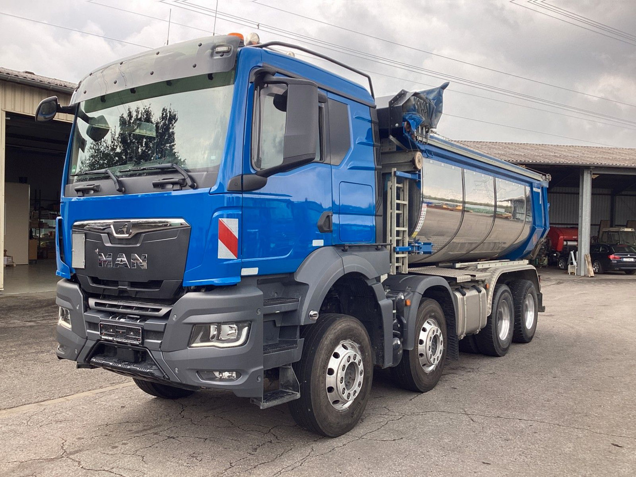 MAN TGS 35.510 Carnehl Thermomulde Asphalt 16,5m³ - Φορτηγό ανατρεπόμενο: φωτογραφία 1 MAN TGS 35.510 Carnehl Thermomulde Asphalt 16,5m³ - Φορτηγό ανατρεπόμενο: φωτογραφία 1