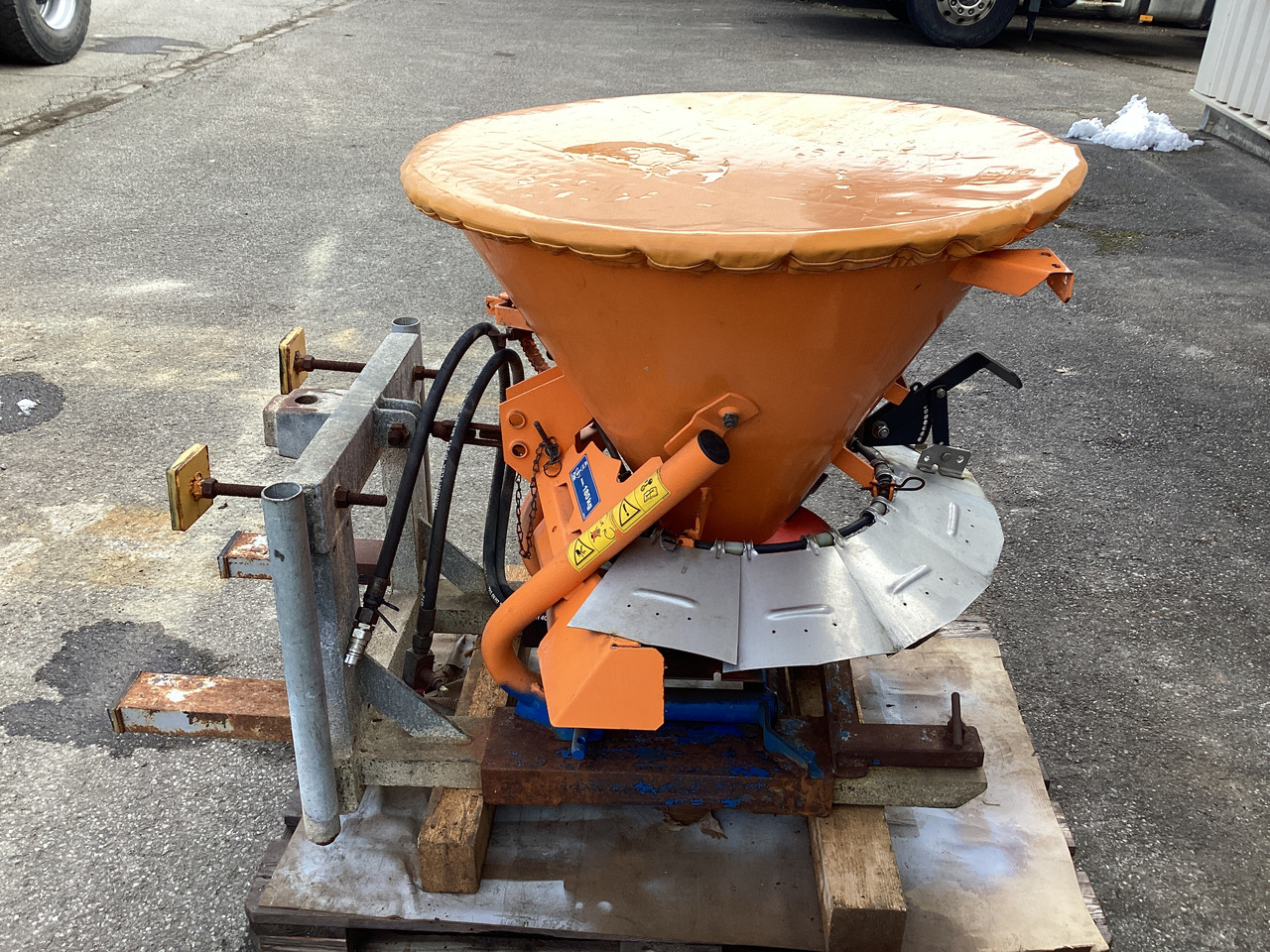 Rauch SA121R Typ4 - Αλατιέρα: φωτογραφία 3 Rauch SA121R Typ4 - Αλατιέρα: φωτογραφία 3