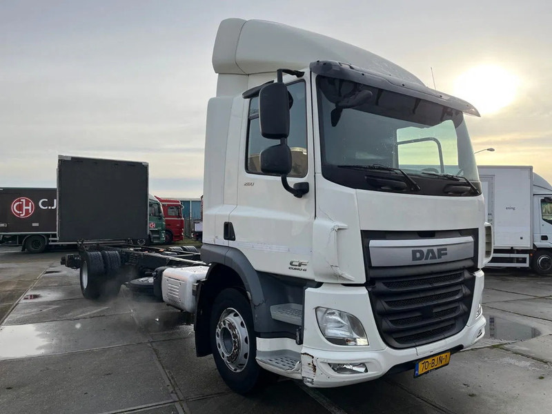 DAF CF 260 CF 260 FA CHASSIS CABINE EURO 6 - Φορτηγό σασί: φωτογραφία 1 DAF CF 260 CF 260 FA CHASSIS CABINE EURO 6 - Φορτηγό σασί: φωτογραφία 1