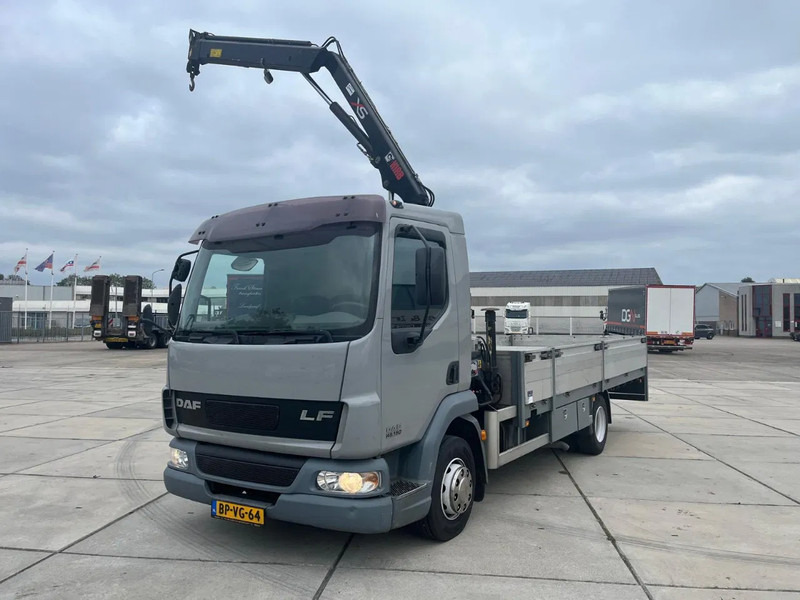 DAF LF 45 FA - Φορτηγό με γερανό: φωτογραφία 1 DAF LF 45 FA - Φορτηγό με γερανό: φωτογραφία 1