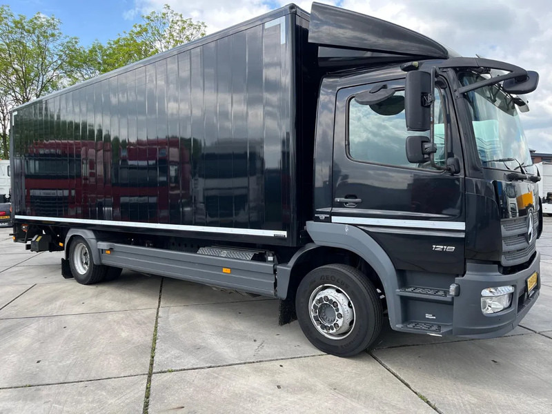 Mercedes-Benz Atego 1218 - Φορτηγό κόφα: φωτογραφία 5 Mercedes-Benz Atego 1218 - Φορτηγό κόφα: φωτογραφία 5