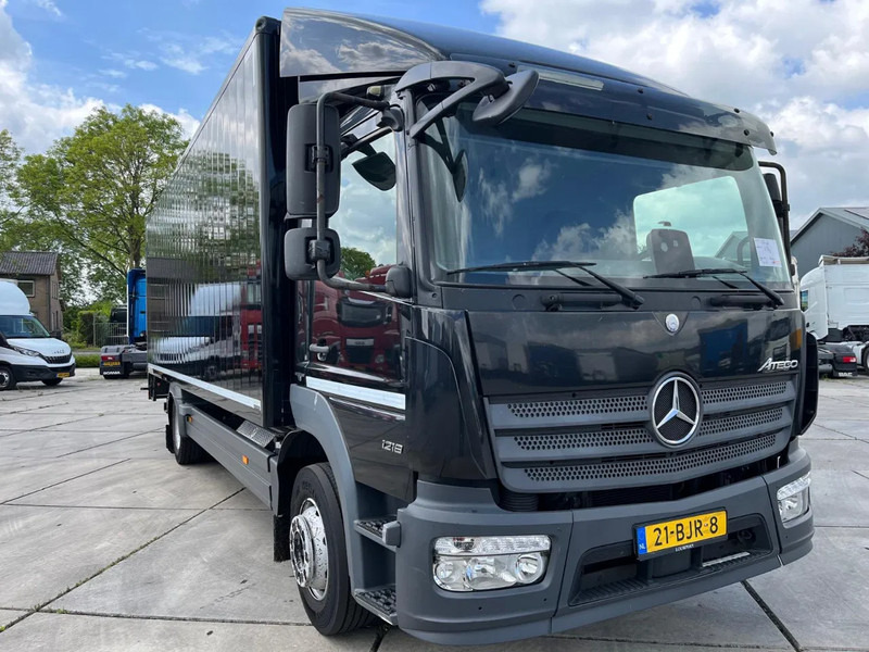Mercedes-Benz Atego 1218 - Φορτηγό κόφα: φωτογραφία 4 Mercedes-Benz Atego 1218 - Φορτηγό κόφα: φωτογραφία 4